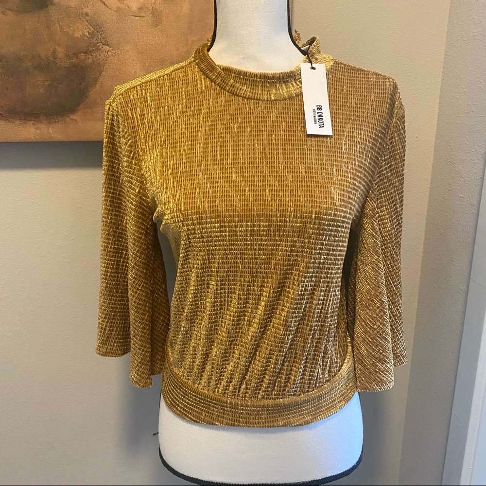 BB Dakota Perfect Touch Bell Sleeve Top